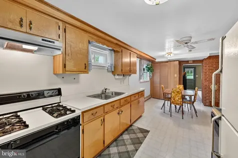 85 Poes Road S Amissville VA 20106