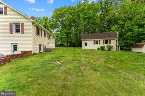 85 Poes Road S Amissville VA 20106