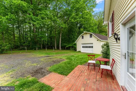 85 Poes Road S Amissville VA 20106