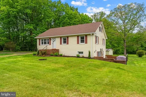 85 Poes Road S Amissville VA 20106