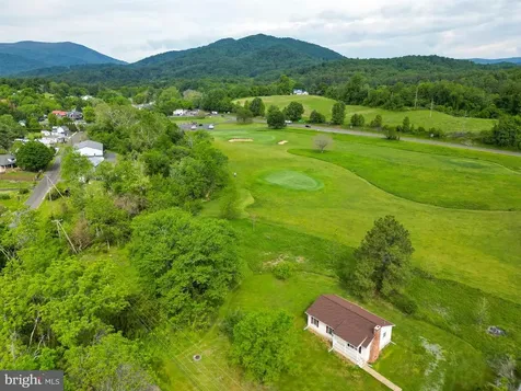 49 Water Street Sperryville VA 22740