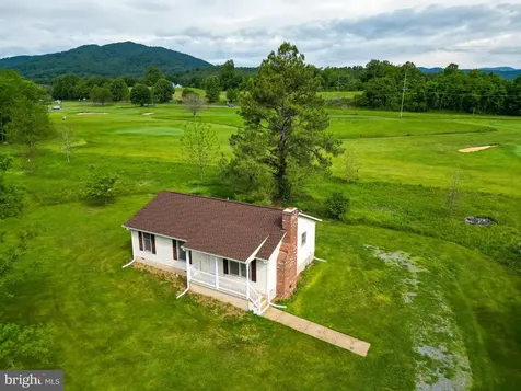 49 Water Street Sperryville VA 22740