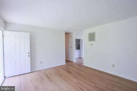 49 Water Street Sperryville VA 22740