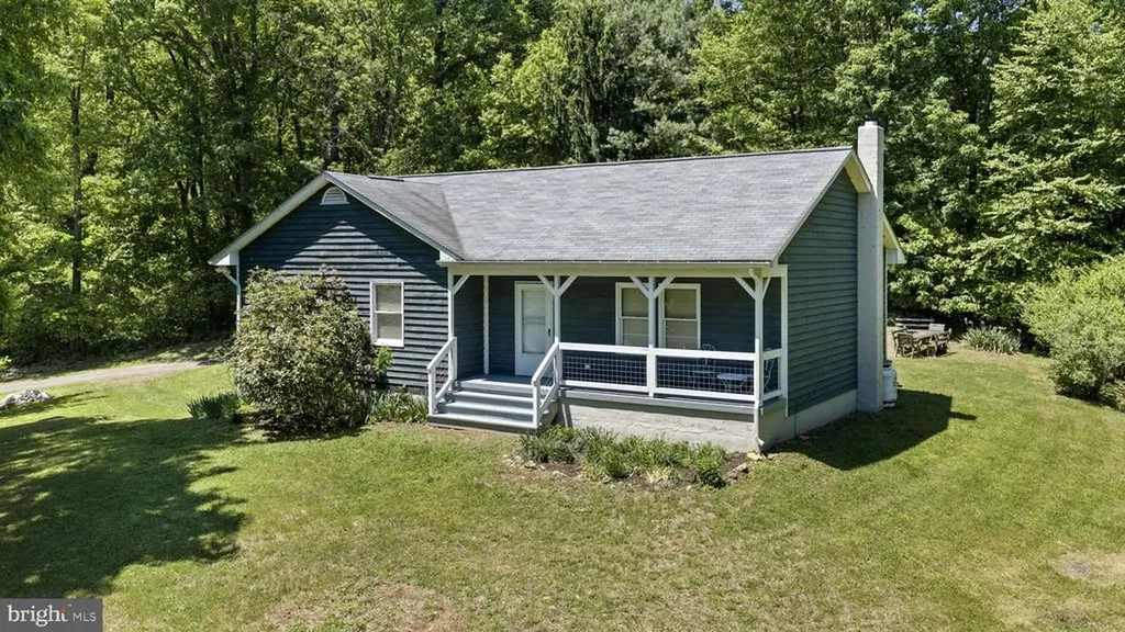 105 Swindler Hollow Road Sperryville VA 22740