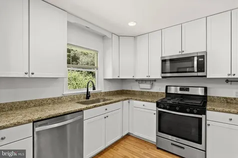 105 Swindler Hollow Road Sperryville VA 22740