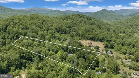 105 Swindler Hollow Road Sperryville VA 22740