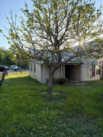 22 Water Street Sperryville VA 22740