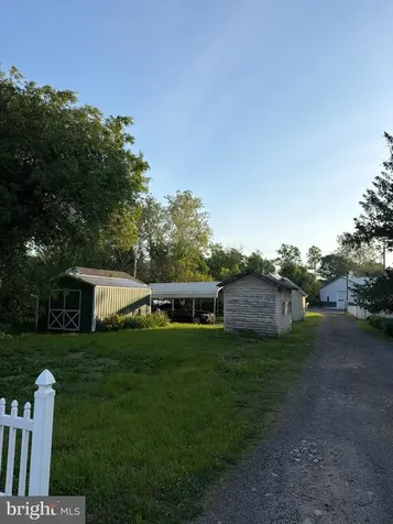 22 Water Street Sperryville VA 22740