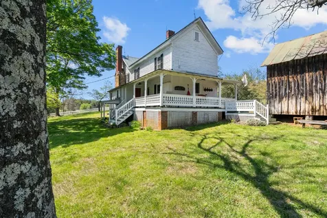 15 Chilton Lane Sperryville VA 22740