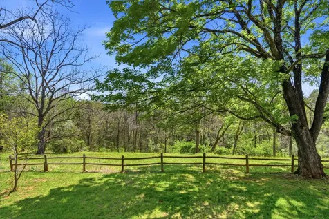 15 Chilton Lane Sperryville VA 22740