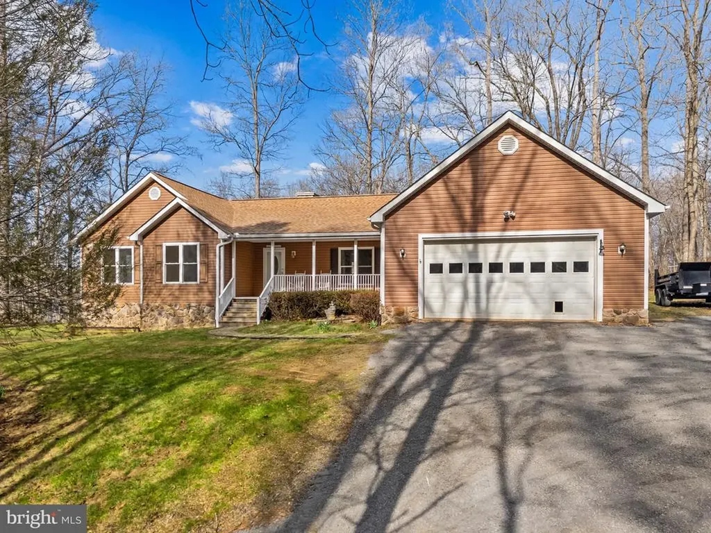 584 Poes Road S Amissville VA 20106
