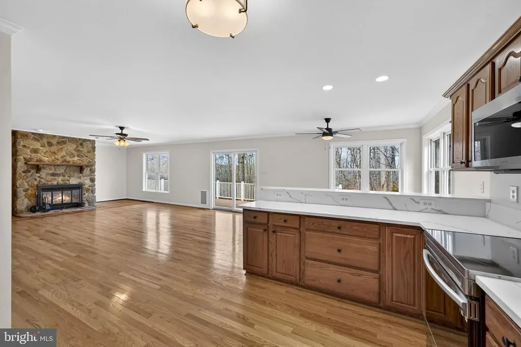 584 Poes Road S Amissville VA 20106