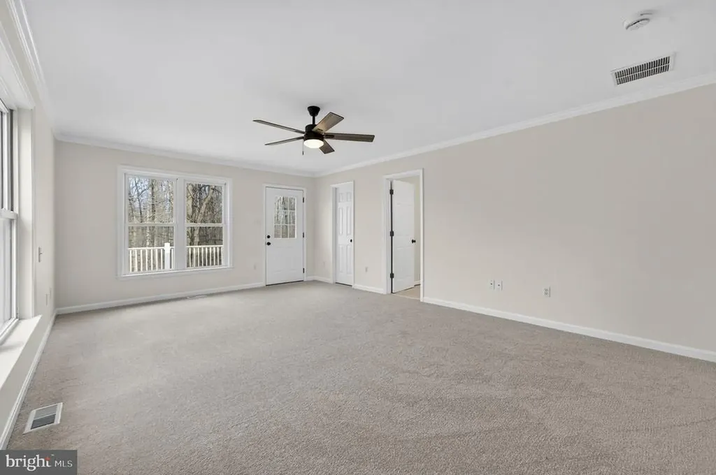584 Poes Road S Amissville VA 20106