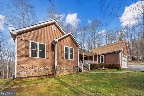 584 Poes Road S Amissville VA 20106