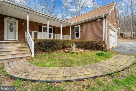 584 Poes Road S Amissville VA 20106