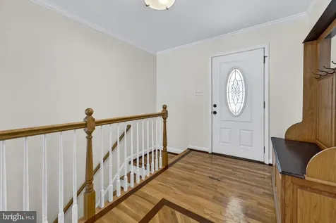 584 Poes Road S Amissville VA 20106