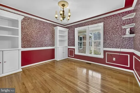 584 Poes Road S Amissville VA 20106