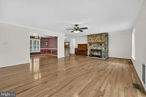 584 Poes Road S Amissville VA 20106