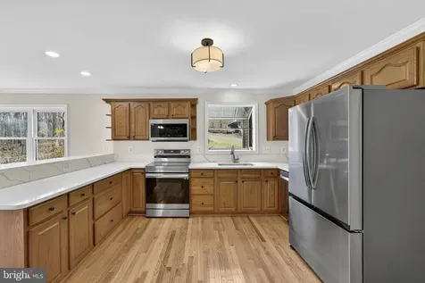 584 Poes Road S Amissville VA 20106