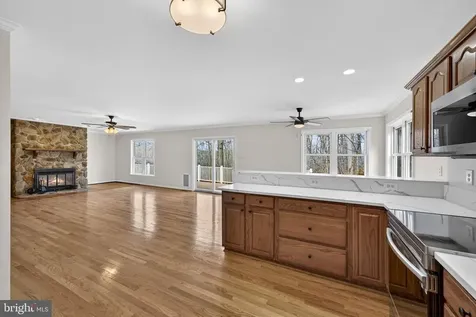 584 Poes Road S Amissville VA 20106