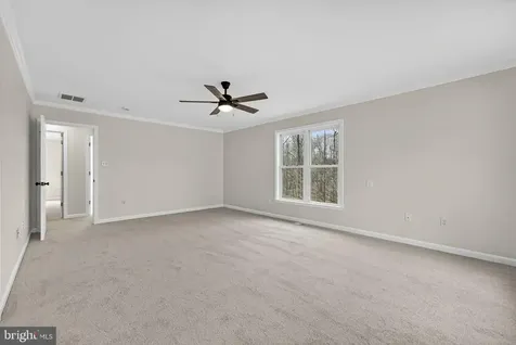 584 Poes Road S Amissville VA 20106