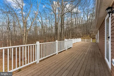 584 Poes Road S Amissville VA 20106