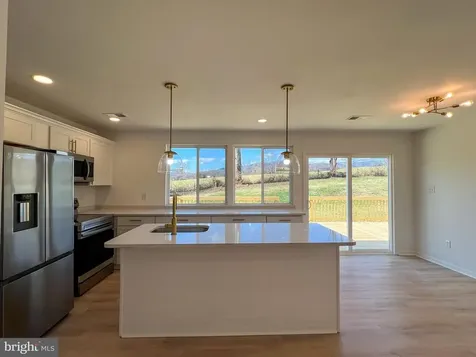 22 Hopewell Lane Sperryville VA 22740
