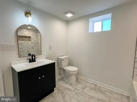 22 Hopewell Lane Sperryville VA 22740