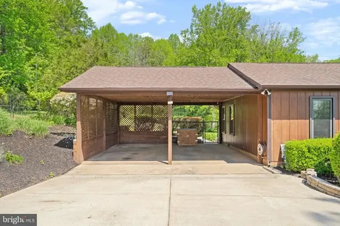 14945 Lee Highway Amissville VA 20106