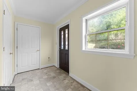 14945 Lee Highway Amissville VA 20106
