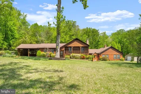 14945 Lee Highway Amissville VA 20106