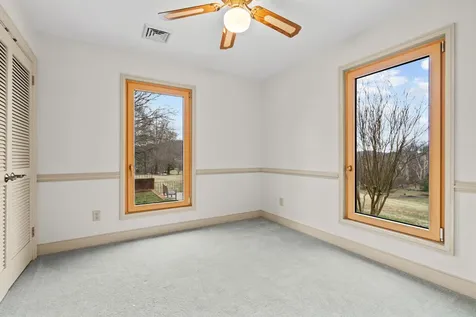 94 Old Hollow Road Sperryville VA 22740