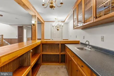 94 Old Hollow Road Sperryville VA 22740