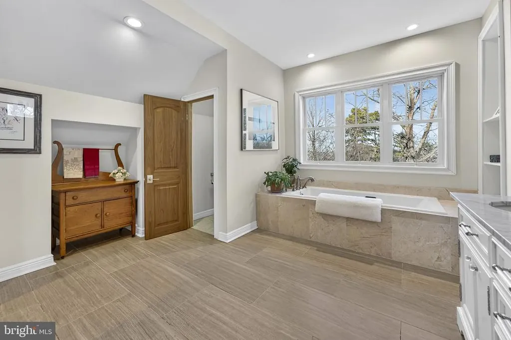 40 Angel Kiss Lane Castleton VA 22716