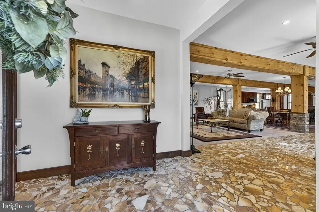 40 Angel Kiss Lane Castleton VA 22716