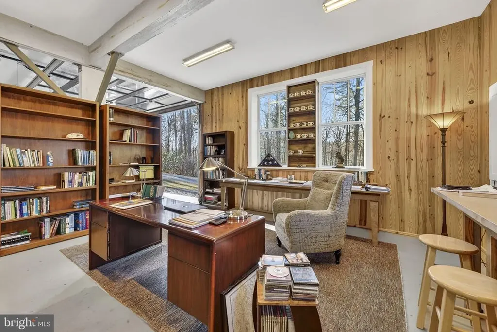 40 Angel Kiss Lane Castleton VA 22716