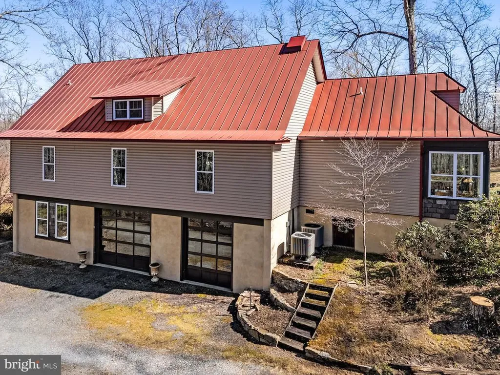 40 Angel Kiss Lane Castleton VA 22716