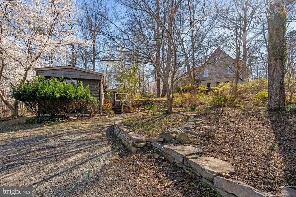 40 Angel Kiss Lane Castleton VA 22716