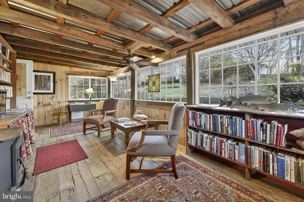 40 Angel Kiss Lane Castleton VA 22716