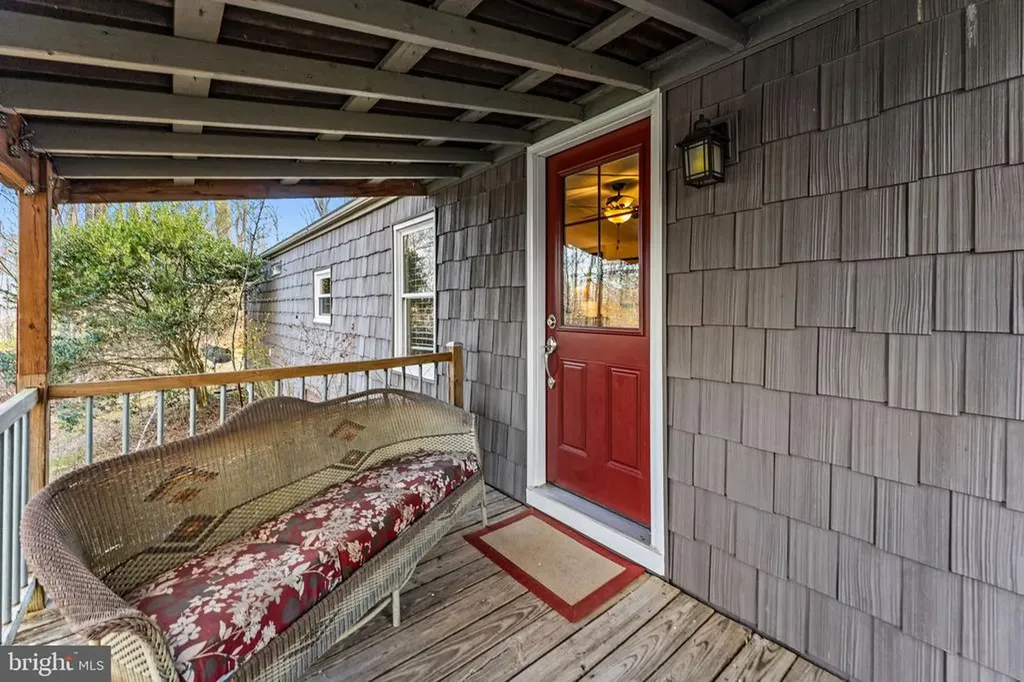 40 Angel Kiss Lane Castleton VA 22716