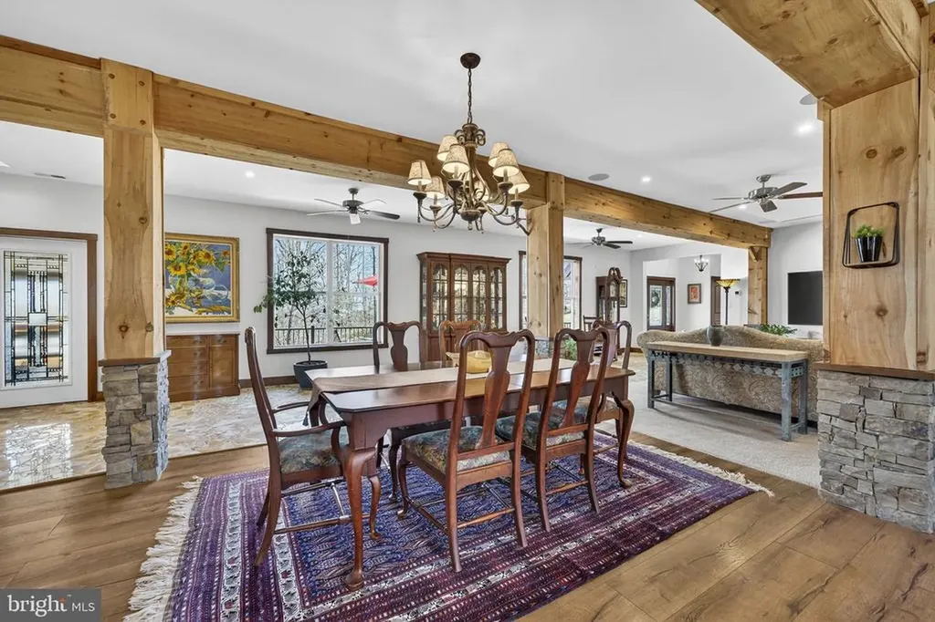 40 Angel Kiss Lane Castleton VA 22716