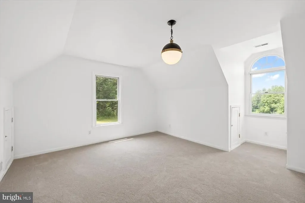 274 Aaron Mountain Road Castleton VA 22716