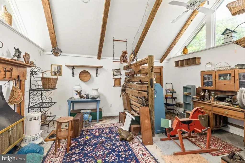 274 Aaron Mountain Road Castleton VA 22716