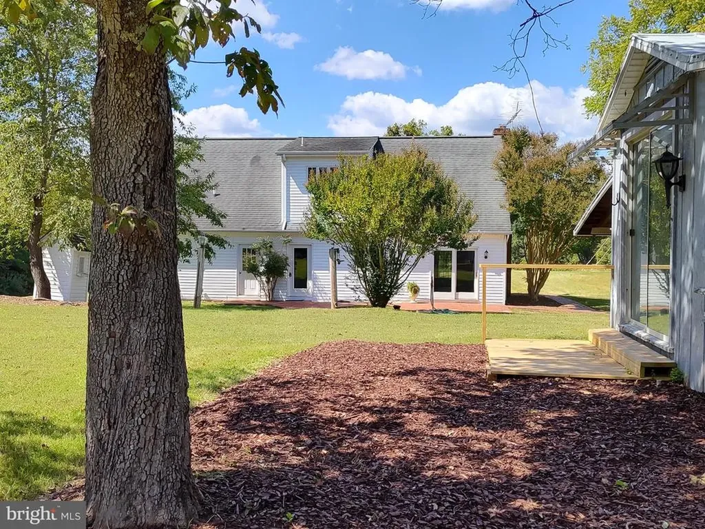 274 Aaron Mountain Road Castleton VA 22716