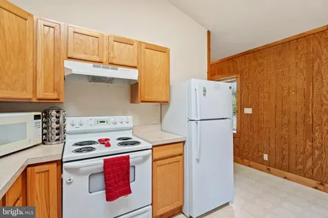 11947 Lee Highway Sperryville VA 22740