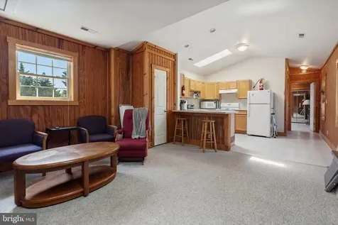 11947 Lee Highway Sperryville VA 22740