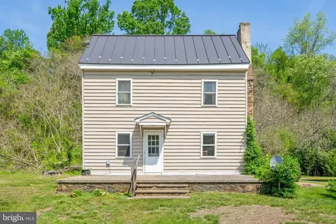 11947 Lee Highway Sperryville VA 22740
