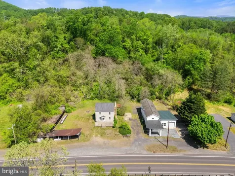 11947 Lee Highway Sperryville VA