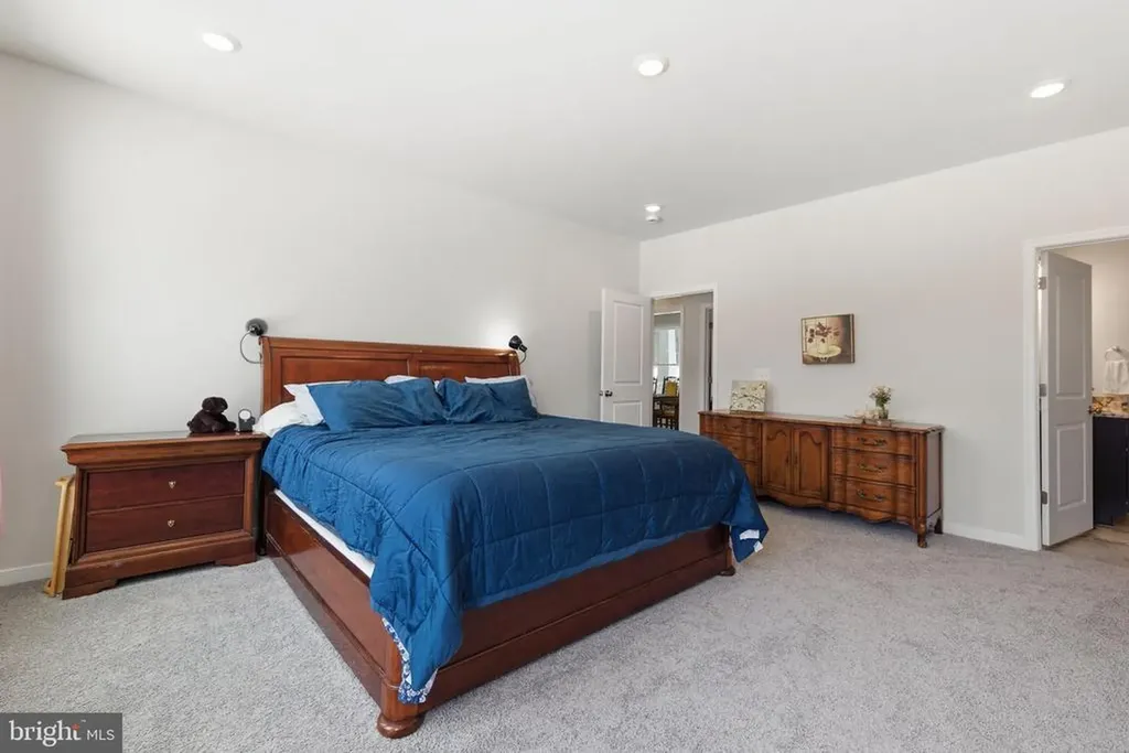 616 Poes Road S Amissville VA 20106