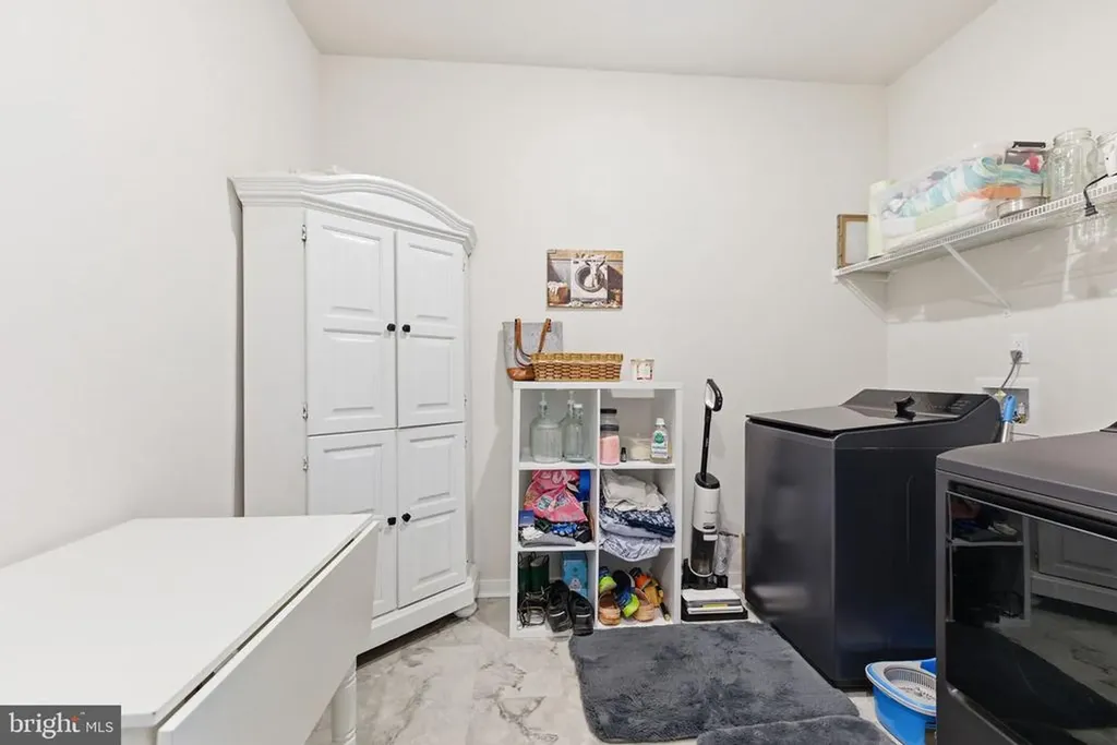 616 Poes Road S Amissville VA 20106